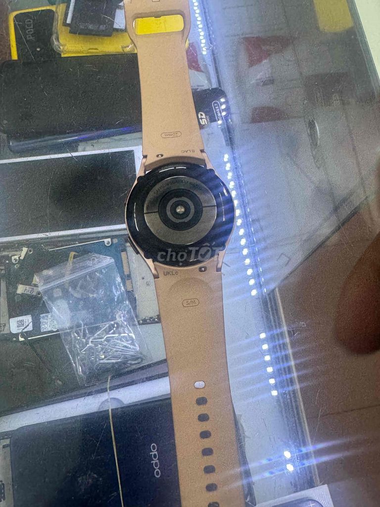 Samsung Watch 4 Hồng. Mua bán Thiết bị đeo thông minh tại Huyện Thanh Trì Hà Nội được đăng bởi hung hình 1