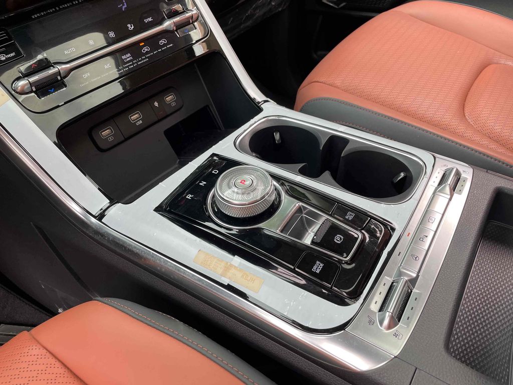 KIA Carnival Signature Dầu 2024 Đen. Mua bán Ô tô tại Thành phố Thủ Đức Tp Hồ Chí Minh được đăng bởi Bảo Nam ÔTô hình 8