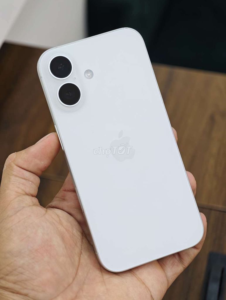 🎁IPHONE 16 128GB TRẮNG ĐẸP NGUYÊN BẢN 99% P86👇. Mua bán Điện thoại tại Quận Hải An Hải Phòng được đăng bởi 98 Ngô Gia Tự Hoàng Dũng Mobile Ngã 3 Văn Cao hình 1