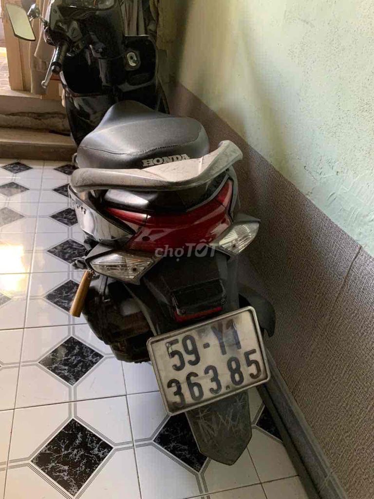 xe chính chủ dư lên minh bán ạ. Mua bán Xe máy tại Quận Phú Nhuận Tp Hồ Chí Minh được đăng bởi LanLan hình 2