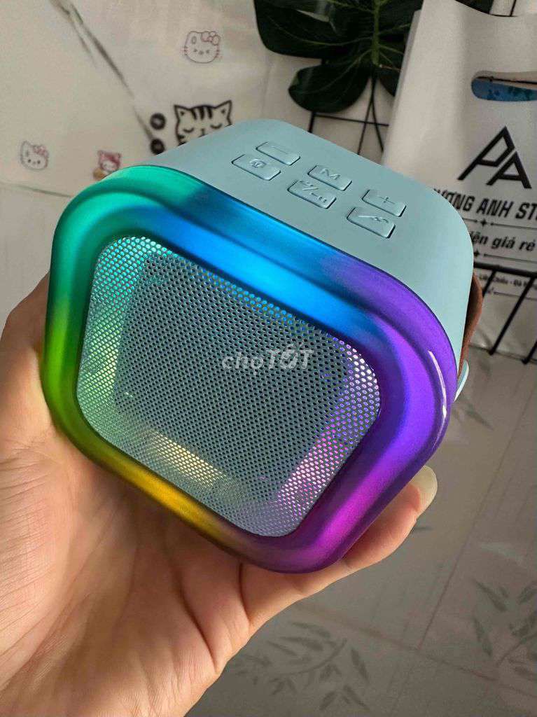 Loa Bluetooth nhỏ gọn đèn LED RGB. Mua bán Tivi, Âm thanh tại Quận Thanh Khê Đà Nẵng được đăng bởi Lip hình 1