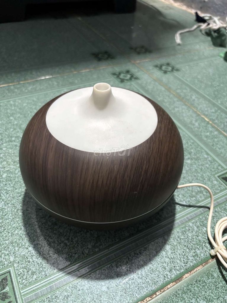 Máy xông tinh dầu vân gỗ nhỏ gọn. Mua bán Nội thất, đồ gia dụng khác tại Huyện Long Thành Đồng Nai được đăng bởi Viết Phong hình 1