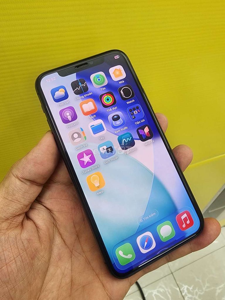 Thanh lỹ iPhone 11 Pro full vỏ đẹp màn ám nhẹ. Mua bán Điện thoại tại Quận Tân Phú Tp Hồ Chí Minh được đăng bởi Cầm đồ Anh Quốc  hình 1