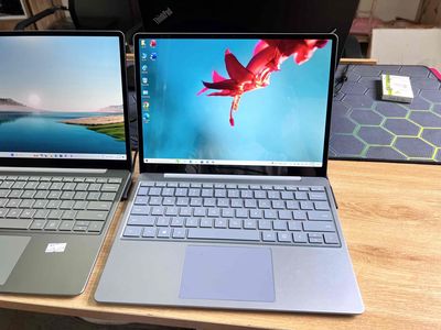 surface laptop go i5-10th nhỏ xinh 13in