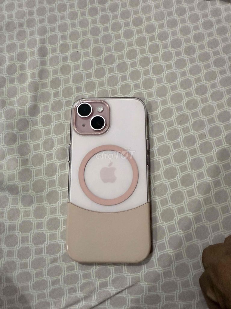bán iphone 15 màu hồng 128G. Mua bán Điện thoại tại Quận Cẩm Lệ Đà Nẵng được đăng bởi Peter Nguyễn hình 1