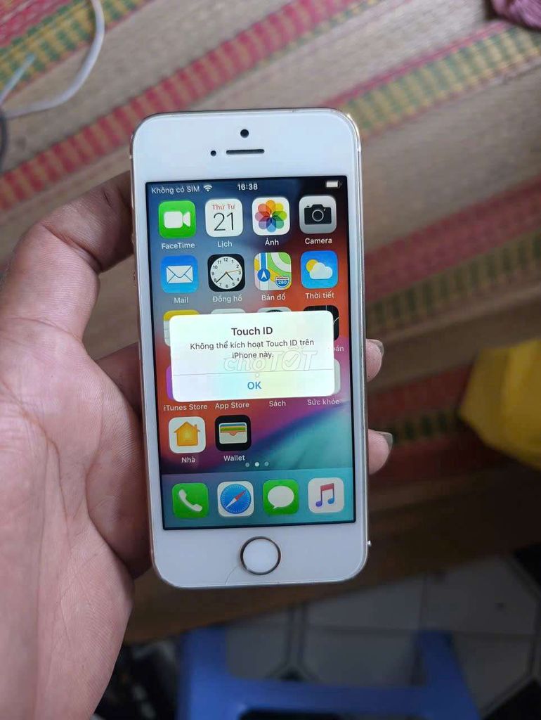 Apple iPhone 5s 64GB Vàng. Mua bán Điện thoại tại Thành phố Thủ Đức Tp Hồ Chí Minh được đăng bởi vỏ hung hình 1