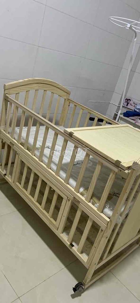Nôi cũi Chilux Gỗ Vàng nhạt Đã qua sử dụng. Mua bán Mẹ và bé tại Quận 6 Tp Hồ Chí Minh được đăng bởi Phương Phương hình 1