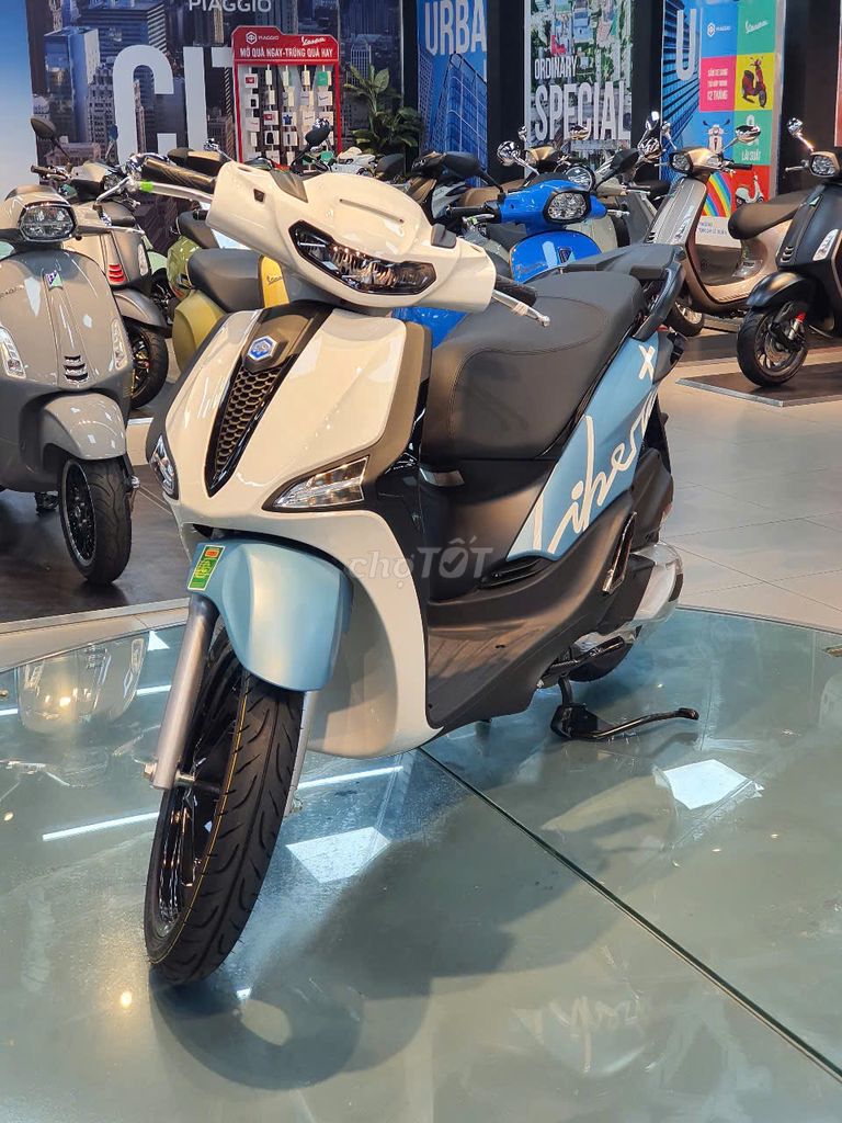 Piaggio Liberty 125 Z 2025-MỚI 100%-MÀU TRẮNG XANH. Mua bán Xe máy tại Quận 10 Tp Hồ Chí Minh được đăng bởi ANH NGUYEN hình 4