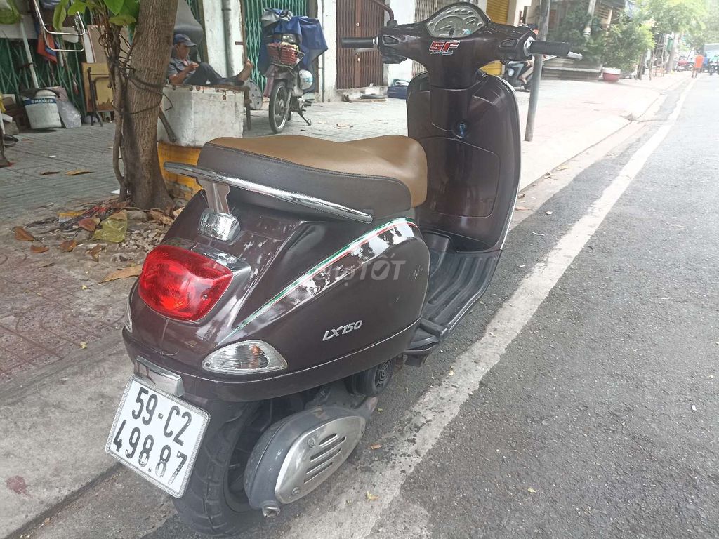 Vespa Piaggio LX Fi fun xăng 2012. Mua bán Xe máy tại Quận 10 Tp Hồ Chí Minh được đăng bởi văn phúc  hình 5