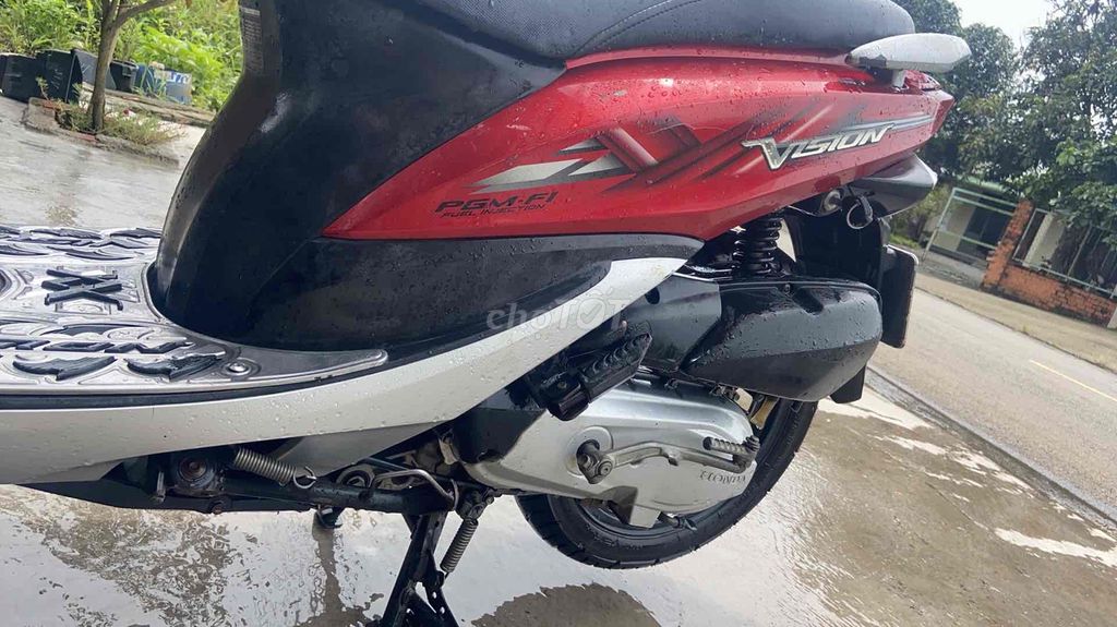 HONDA VISION 2012 ZIN CHẠY CÒN BỐC KHOẺ KHÔNG HÚ. Mua bán Xe máy tại Huyện Thống Nhất Đồng Nai được đăng bởi CHODONGNAI youtube video hình 11