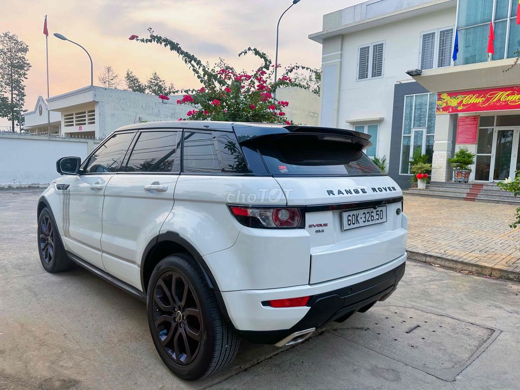 LandRover Range Rover, mới bảo dưỡng cấp lớn 200tr. Mua bán Ô tô tại Thành phố Biên Hòa Đồng Nai được đăng bởi Công Adam hình 1