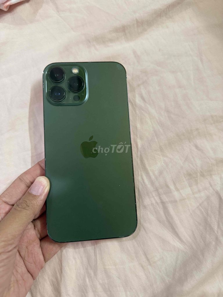 Apple iPhone 13 Pro Max Xanh rêu Nguyên bản. Mua bán Điện thoại tại Quận Ngũ Hành Sơn Đà Nẵng được đăng bởi Trang Phan hình 1