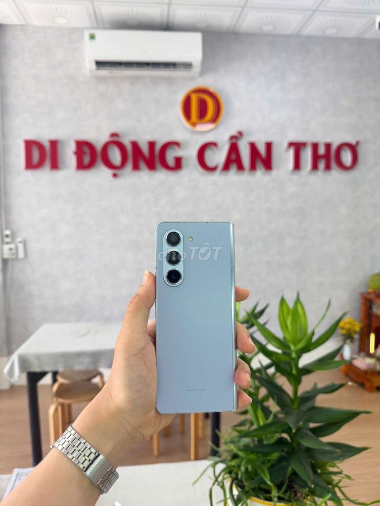 Samsung Galaxy Z Fold5 256GB Xanh dương. Mua bán Điện thoại tại Quận Ninh Kiều Cần Thơ được đăng bởi Di Động Cần Thơ hình 1