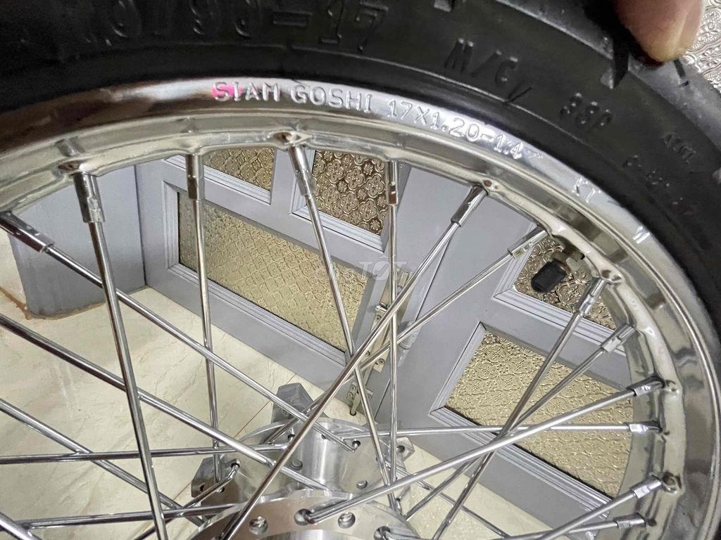 Cần ra đi bộ căm đùm niềng ex150 ngoại hình mới. Mua bán Phụ tùng xe tại Huyện Châu Đức Bà Rịa - Vũng Tàu được đăng bởi Tên chưa cung cấp hình 4