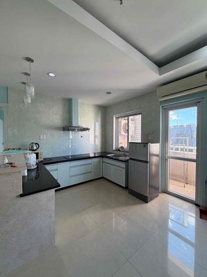 🏙️ CHO THUÊ CĂN HỘ LAPAZ 2PN – 94M², GÓC VIEW SÔNG HÀN ✨ 2 phòng ngủ