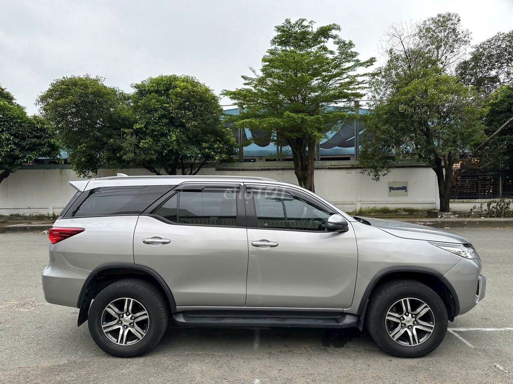 TOYOTA FORTUNER 2.4G AT DIESEL. Mua bán Ô tô tại Thành phố Biên Hòa Đồng Nai được đăng bởi Lạc Gia hình 3