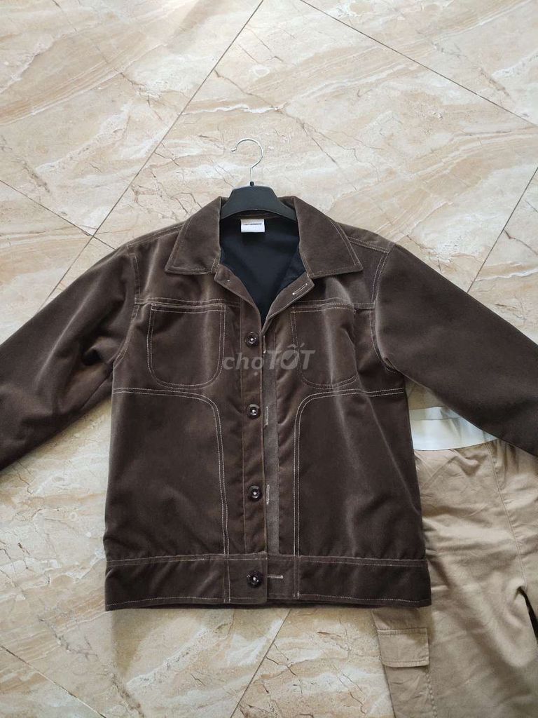 Áo khoác Kaki nhung Nâu Unisex. Mua bán Quần áo tại Thành phố Đà Lạt Lâm Đồng được đăng bởi Nam hình 1