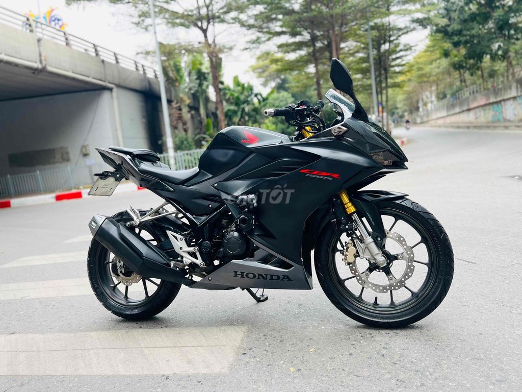 HONDA CBR150 2023 biển 29- xe lướt mới- motor. Mua bán Xe máy tại Quận Cầu Giấy Hà Nội được đăng bởi Tong motor xe may hình 1