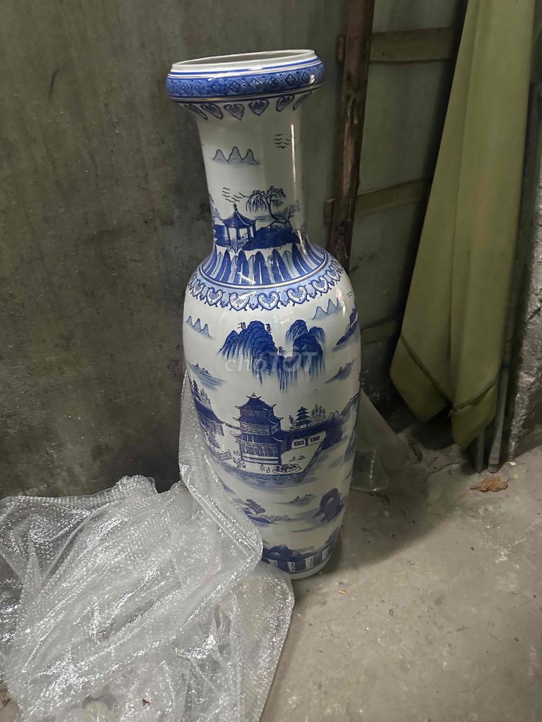 Lục bình Gốm sứ Trắng, Xanh. Mua bán Đồ sưu tầm, đồ cổ tại Quận Đống Đa Hà Nội được đăng bởi tuệ an hình 1