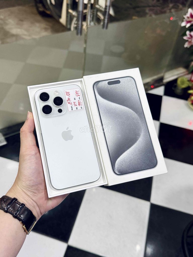 iPhone 15 Pro 128GB Trắng VN/A Fullbox zin áp. Mua bán Điện thoại tại Quận Đống Đa Hà Nội được đăng bởi Lâm Bảo Tuyên hình 1