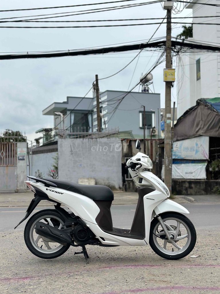 Honda Vision Trắng Đã qua sử dụng. Mua bán Xe máy tại Huyện Hóc Môn Tp Hồ Chí Minh được đăng bởi Sơn Trần hình 4