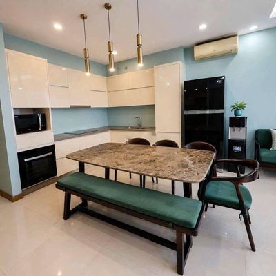 Căn hộ 95 m² · 2 PN · Sài Gòn Airport Plaza