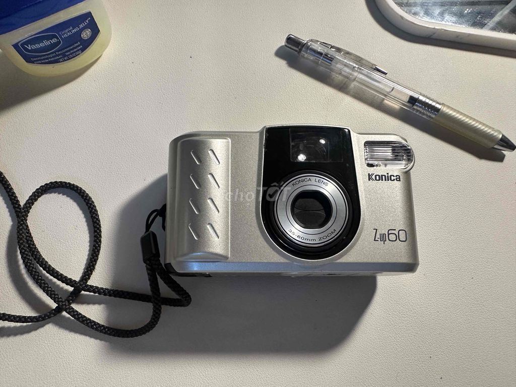 Máy ảnh phim Konica Z-up 60 Bạc. Mua bán Máy ảnh, Máy quay tại undefined undefined được đăng bởi Hai Yenn hình 1