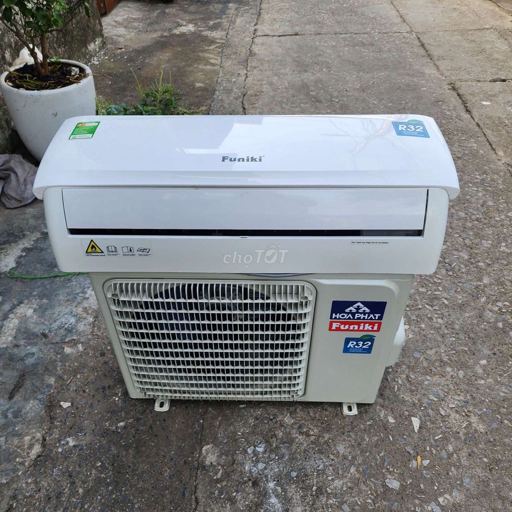 Máy điều hòa Funiki 9000 BTU. Mua bán Máy lạnh, điều hoà tại Quận Thanh Xuân Hà Nội được đăng bởi Điện Lạnh Long Việt hình 1
