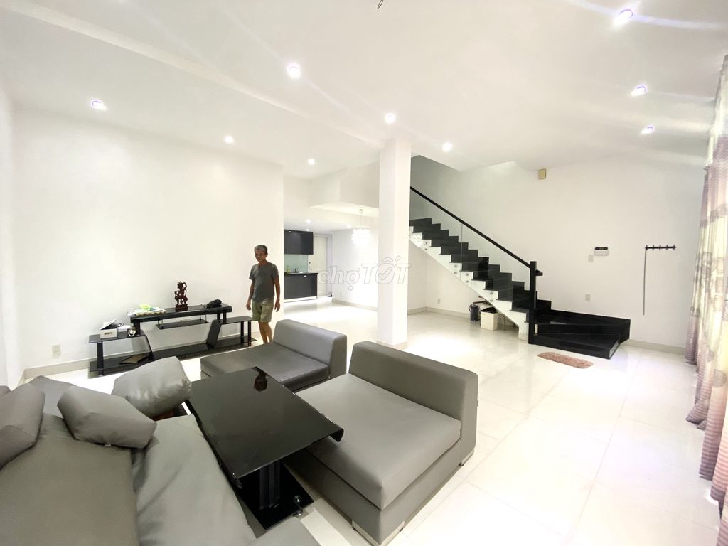 CHO THUÊ BIỆT THỰ 6 PHÒNG GIÁ 25 TRIỆU/THÁNG KHU VỰC VẠN THẮNG