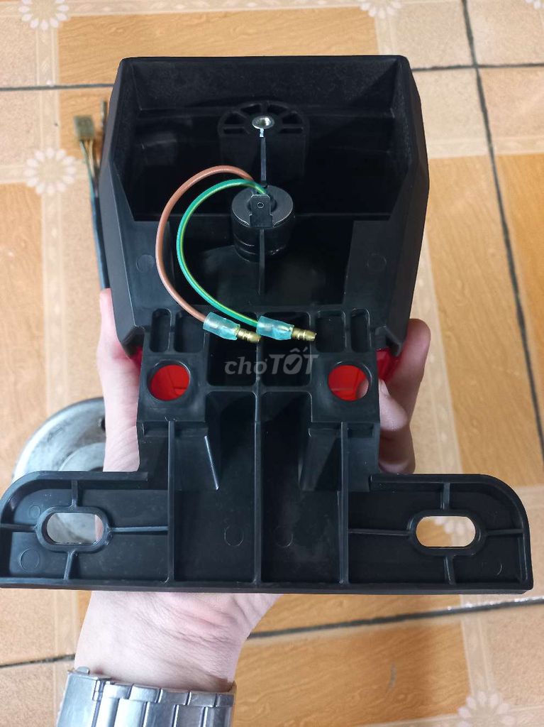 Vô lăng mâm lửa và cụm đèn hậu zin xe Cub. Mua bán Phụ tùng xe tại Quận Hà Đông Hà Nội được đăng bởi Lê Công Tuấn Anh hình 14