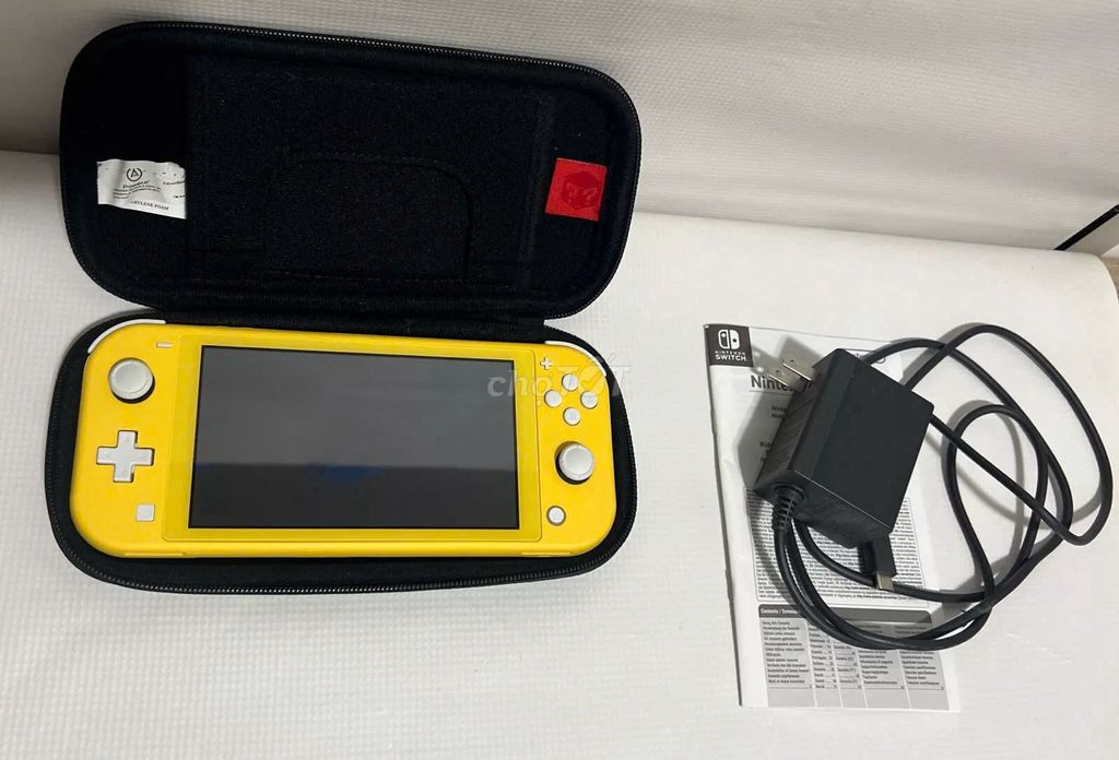 Nintendo Switch Lite (Hack)