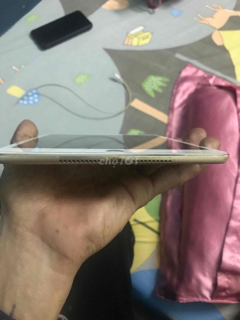cần bán ipad mini 4 16gb bản wifi. Mua bán Máy tính bảng tại Thành phố Thủ Đức Tp Hồ Chí Minh được đăng bởi Đại Vũ hình 3