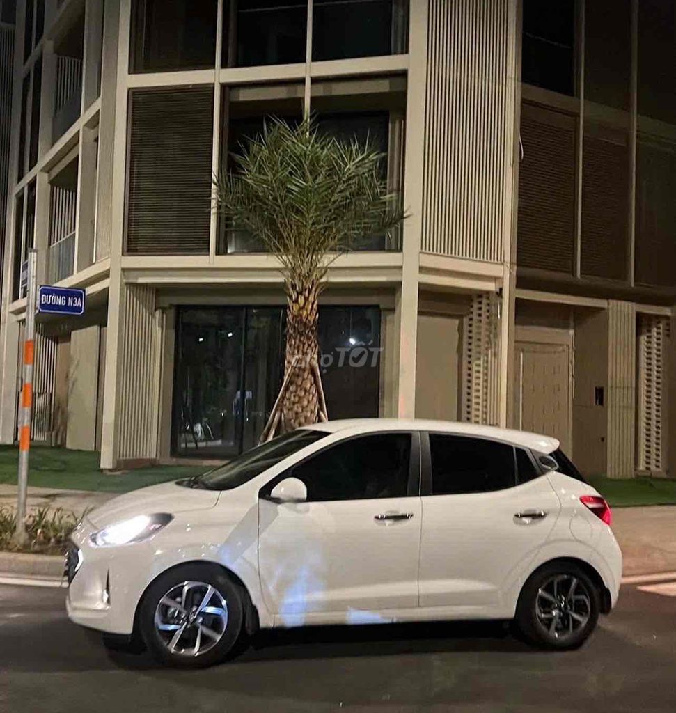Hyundai Grand i10 2021 1.2 Sedan AT - 20300 km. Mua bán Ô tô tại Quận Gò Vấp Tp Hồ Chí Minh được đăng bởi Dang Nguyen hình 1