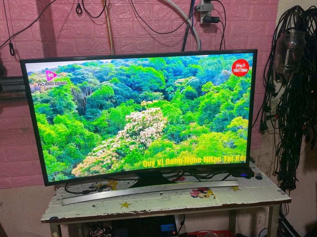 Smart Tivi Cong Samsung 40 inch (UA40JU6600) 4k