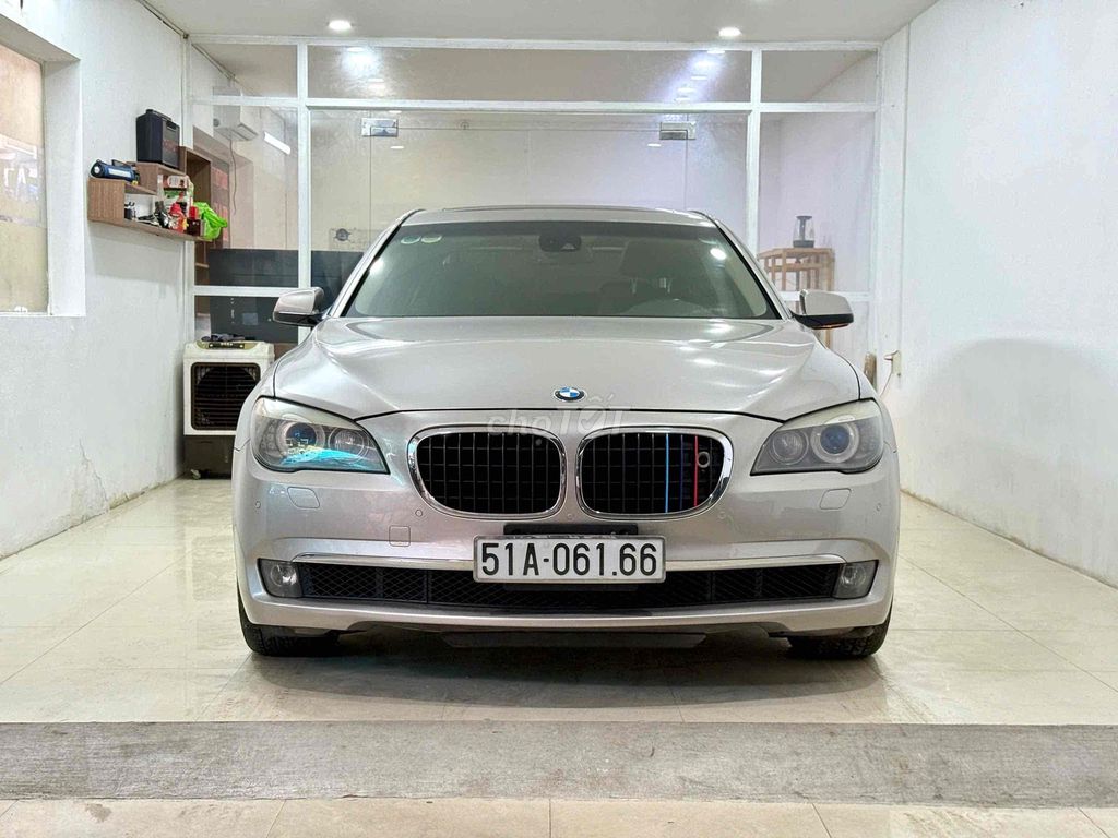 BMW 3 Series 20***0 km. Mua bán Ô tô tại Quận Tân Phú Tp Hồ Chí Minh được đăng bởi Thế Anh hình 1