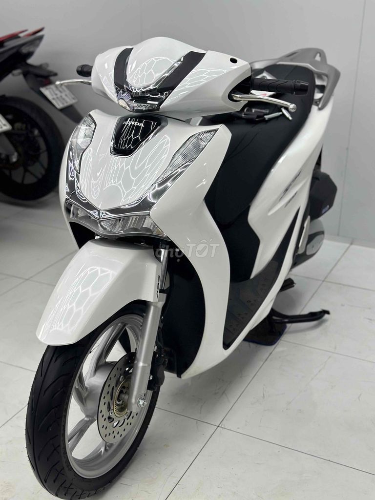 Sh 125 abs 2025 odo 2k  chính chủ. Mua bán Xe máy tại Thị xã Phú Mỹ Bà Rịa - Vũng Tàu được đăng bởi xe máy văn Đinh  hình 2