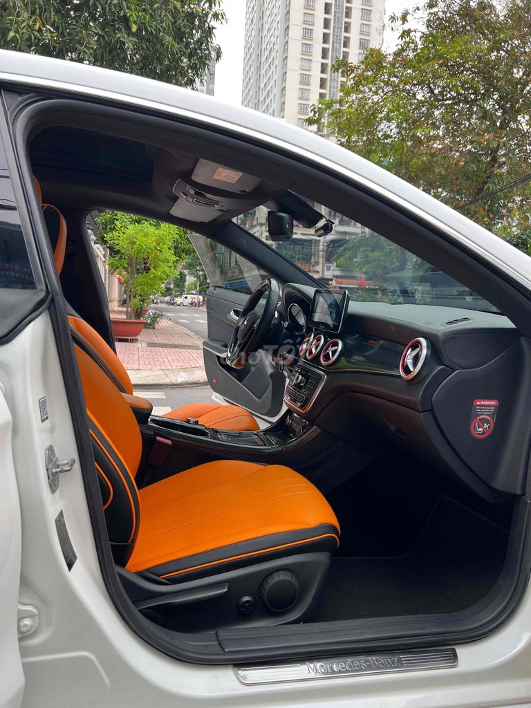 Mercedes CLA 250 Turbo 4Matic model 2015. Mua bán Ô tô tại Quận 8 Tp Hồ Chí Minh được đăng bởi Đông Mai hình 8