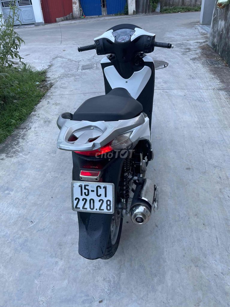 Cần bán sh 150 máy zin 1 chủ lêb fom ý. Mua bán Xe máy tại Quận Kiến An Hải Phòng được đăng bởi Đức Anh  hình 2