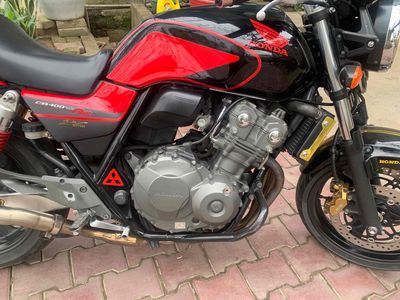 Mình có CB400 mốn chuyển nhượng cho ai cần. Mua bán Xe máy tại Thành phố Tuyên Quang Tuyên Quang được đăng bởi Phương Casino Edifece