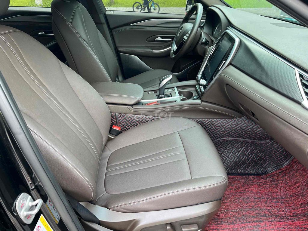 VinFast Lux A2.0 2022 A2.0 Tiêu chuẩn - 35000 km
