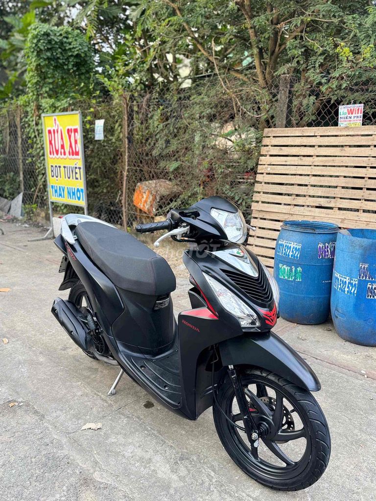 Honda Vision 2019 Đen 10000 km. Mua bán Xe máy tại Huyện Củ Chi Tp Hồ Chí Minh được đăng bởi HuỳnhLâm Bổn hình 4