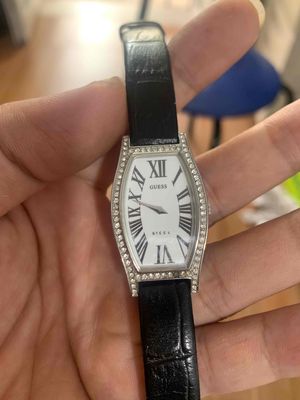 Đồng hồ Guess nữ mặt chữ nhật dây Da. Mua bán Đồng hồ tại Quận Hà Đông Hà Nội được đăng bởi Watch Shop 1986