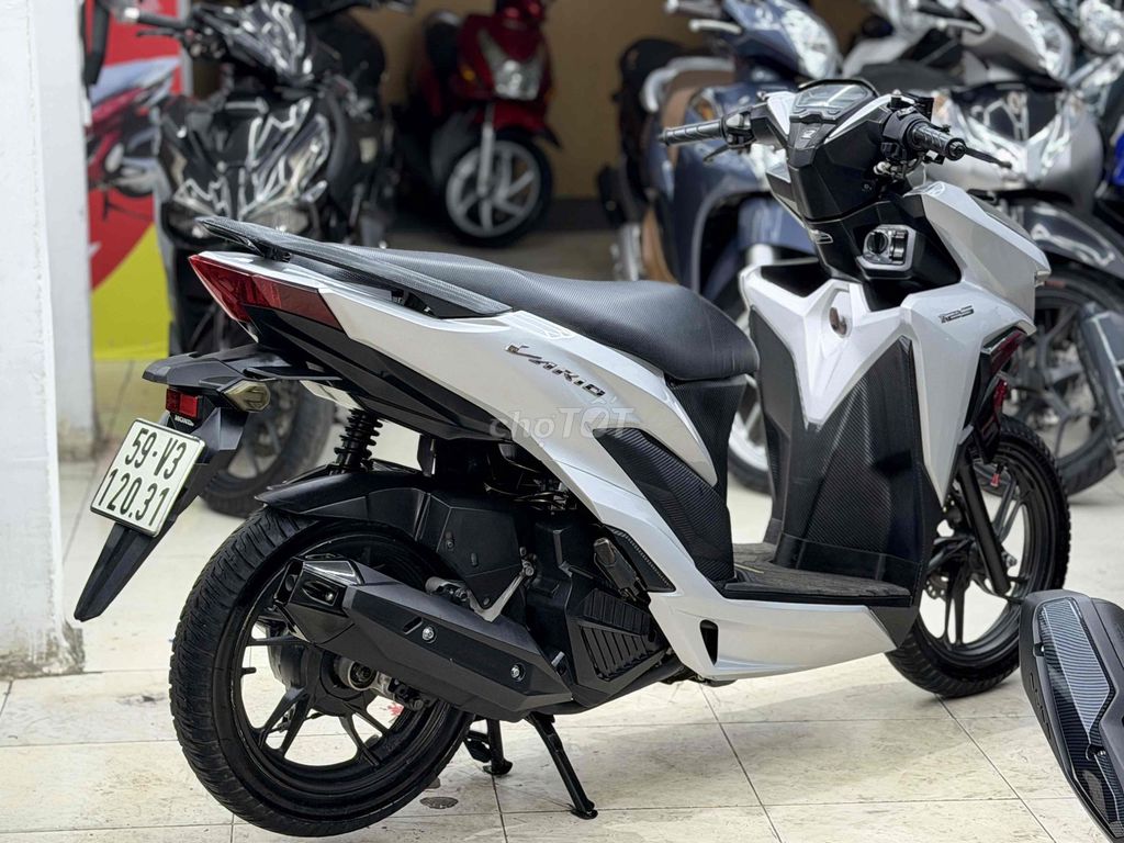 Honda Vario 125 2019 Автомат Серебристый Porsche