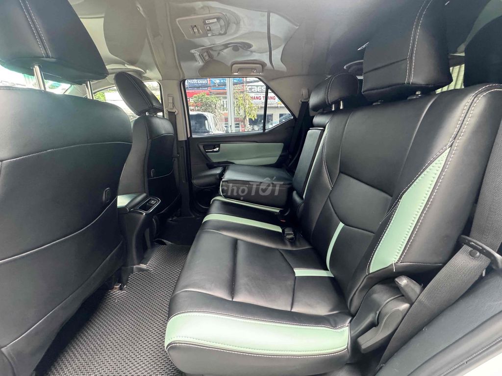 Toyota Fortuner 2020 Dầu Số sàn 100.000 km. Mua bán Ô tô tại undefined undefined được đăng bởi Long Auto Vạn Phúc hình 17