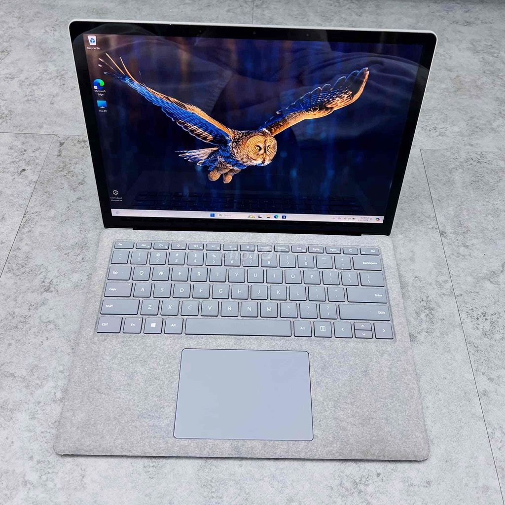 Laptop Surface 4 AMD Ryzen5 8/128Gb zin all