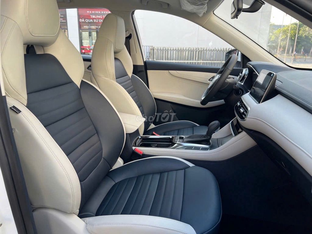 HS LUX 2024💥 2 SUẤT ĐB💥150TR NHẬN XE. Mua bán Ô tô tại Quận 6 Tp Hồ Chí Minh được đăng bởi Ô TÔ MG KINH DƯƠNG VƯƠNG hình 7