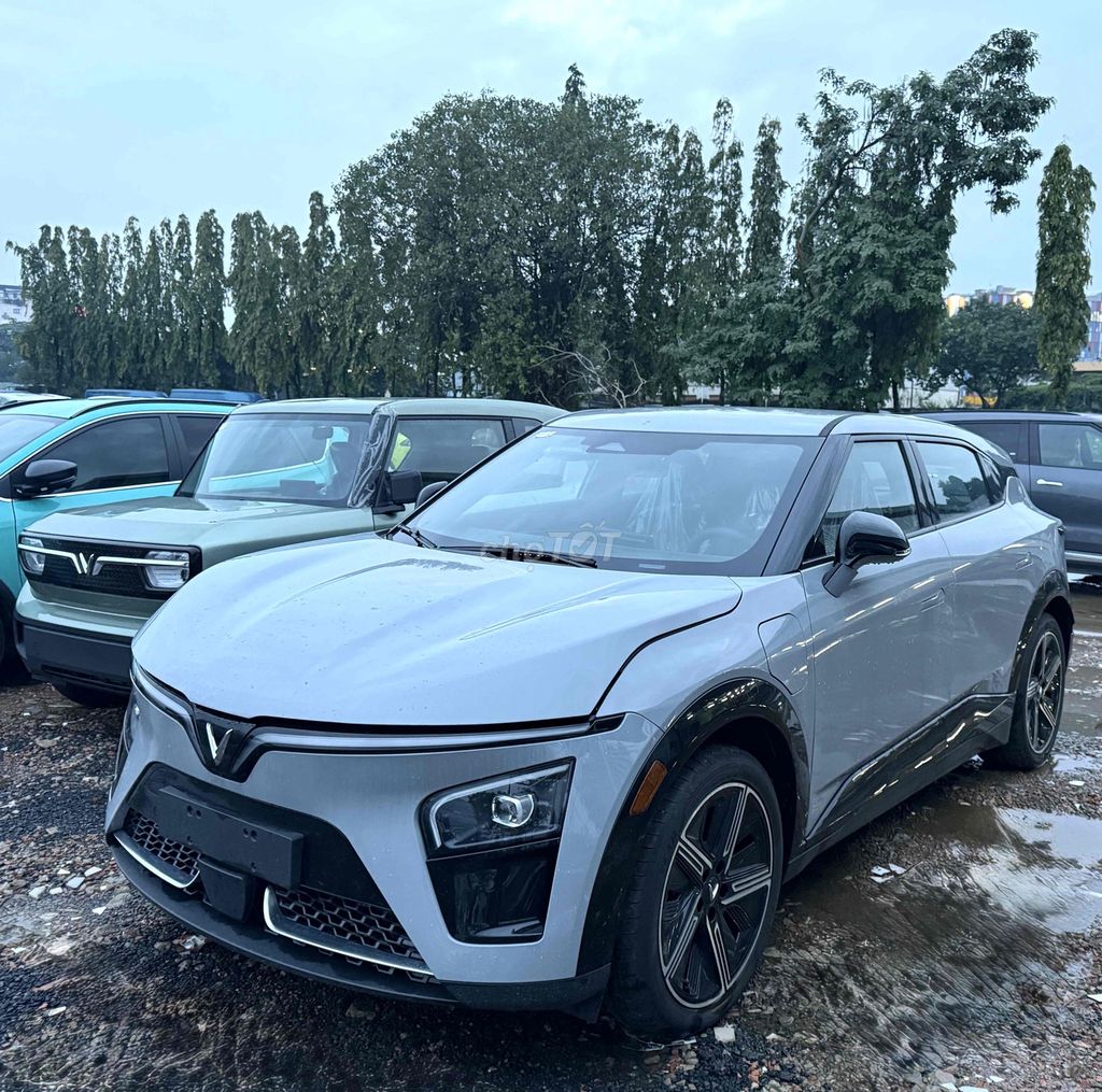 VinFast VF7 2025 - ưu đãi mạnh. Mua bán Ô tô tại Quận Tân Bình Tp Hồ Chí Minh được đăng bởi Ánh Vinfast Trường Chinh hình 1