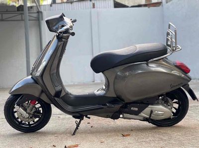 Vespa sprint phanh abs máy iget màu titan 38tr. Mua bán Xe máy tại Quận Thanh Khê Đà Nẵng được đăng bởi Long