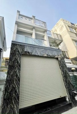 Аренда · 2 комн. · 35 м² · Quận 7, ул. Đường Huỳnh Tấn Phát