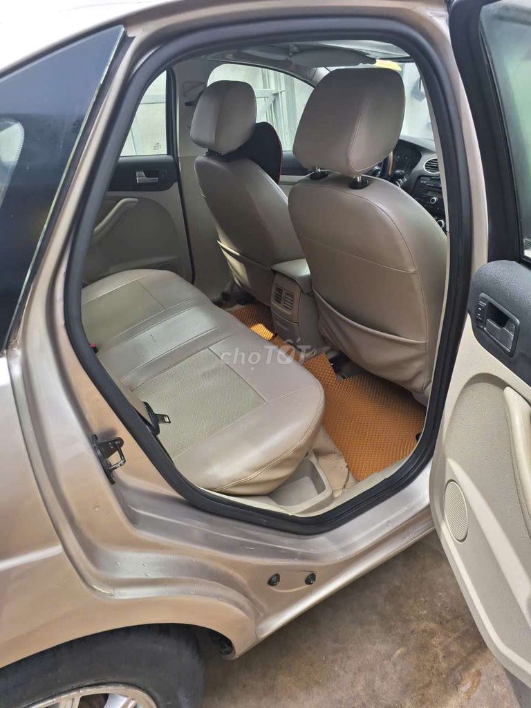 Fordcus 2006 MT. Mua bán Ô tô tại Huyện Châu Thành Sóc Trăng được đăng bởi MUA BÁN VÀ CẦM CỐ ÔTÔ hình 4